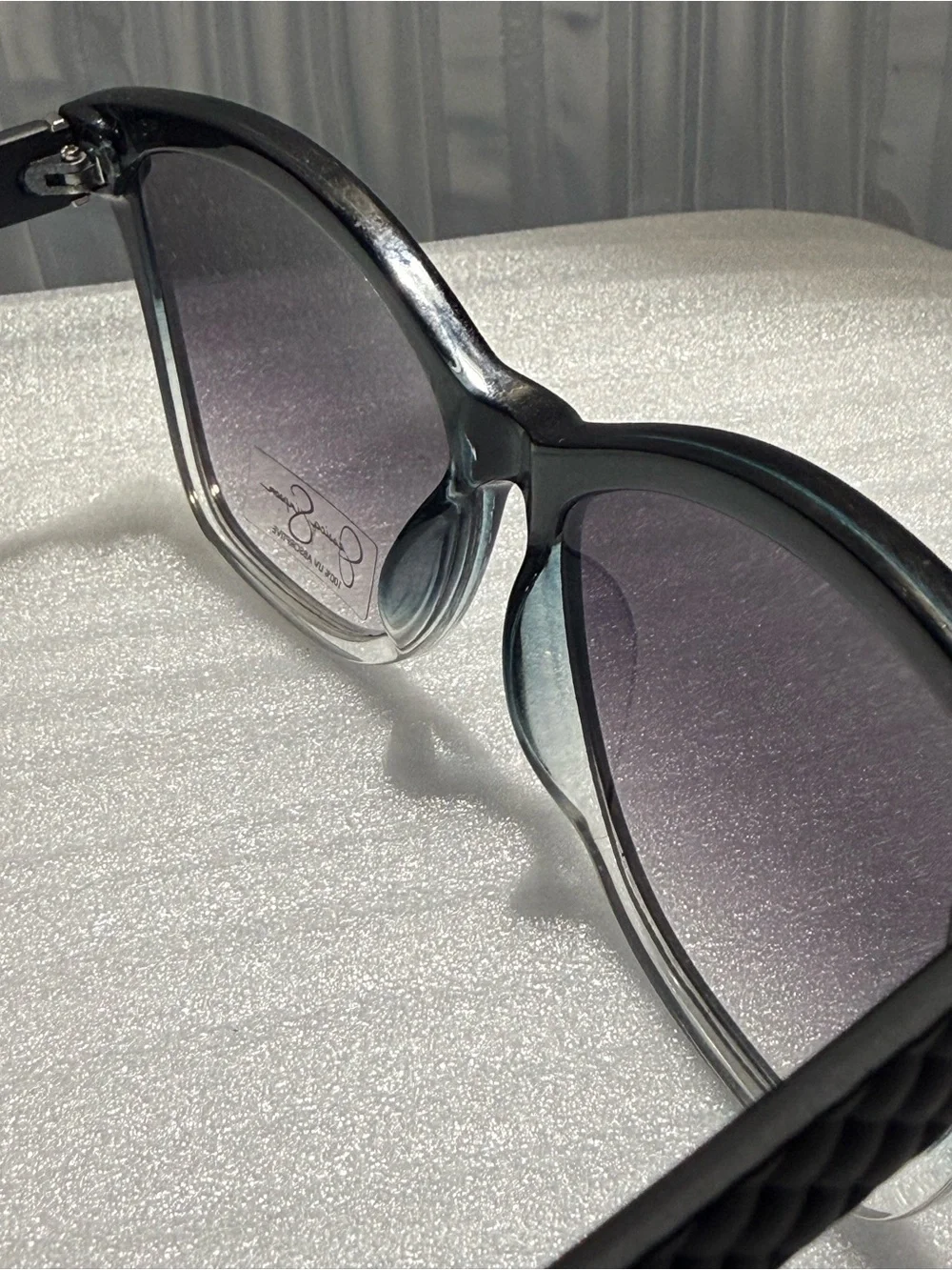 Jessica Simpson J5823 Black & Clear Ombre Quilted Cat-Eye Sunglasses NWT